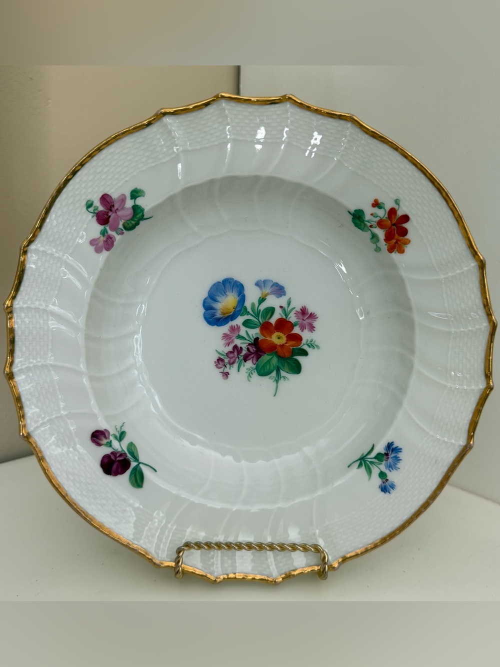 Antique KPM Berlin Neuosier Hand Painted Floral Rim Soup Bowl 9.25” Gold